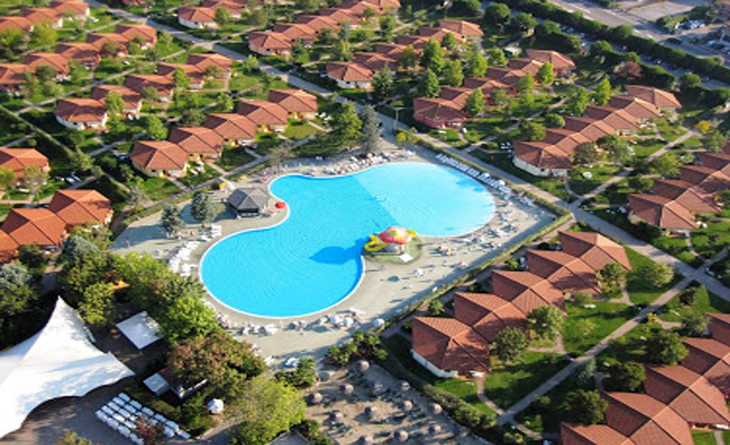 Camping Bella Italia Πεσκιέρα ντελ Γκάρντα Εξωτερικό φωτογραφία