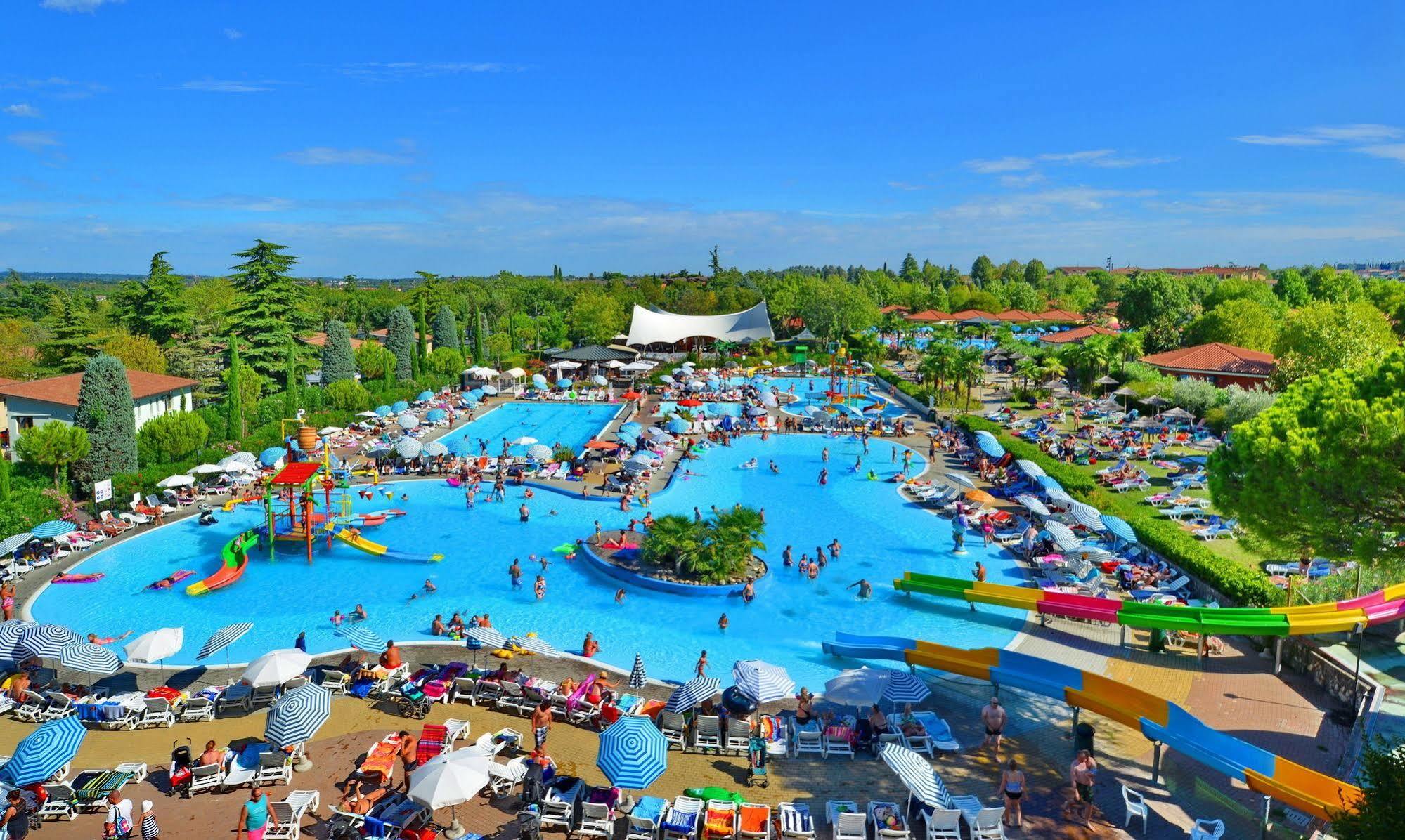 Camping Bella Italia Πεσκιέρα ντελ Γκάρντα Εξωτερικό φωτογραφία